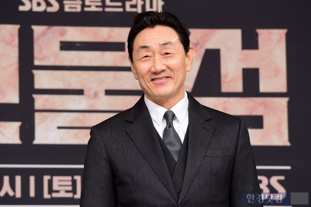 [정보/소식] [단독] 박지은 작가 신작 '혼', 허준호 합류…완성도 끝판왕 온다 | 인스티즈