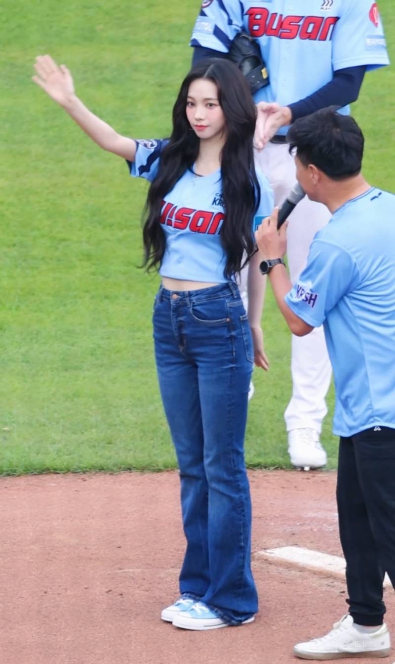팬들 폰카에 찍힌 에스파 카리나 실물 수준jpg | 인스티즈