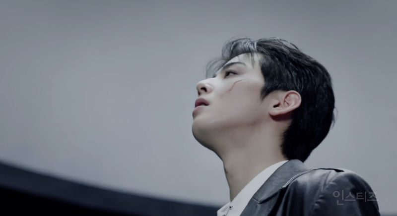 자아가 두개여도 사랑할 수 있을 것 같은 뮤비 속 차은우 .jpgif | 인스티즈