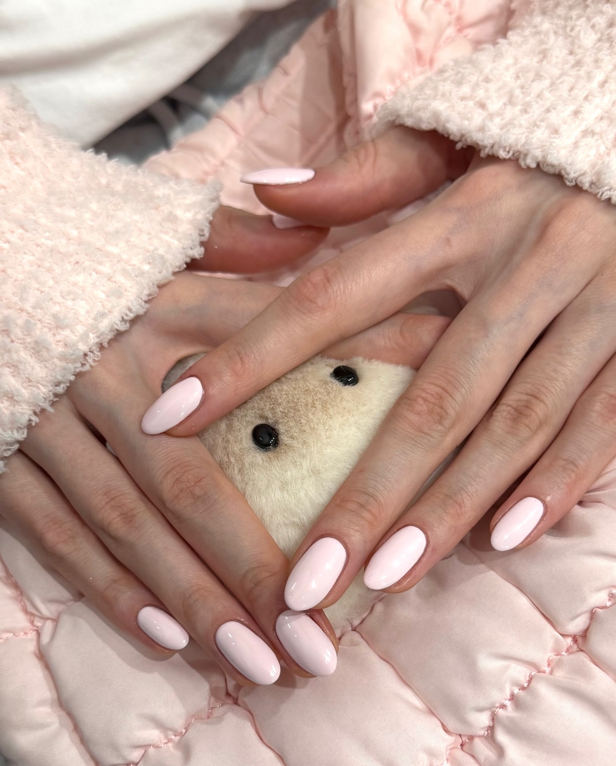 [잡담] 영서 손 진짜 너무 이뿌당 | 인스티즈