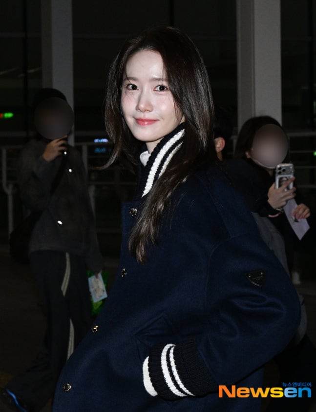 [잡담] 251122 임윤아 대만 출국 기사사진 | 인스티즈