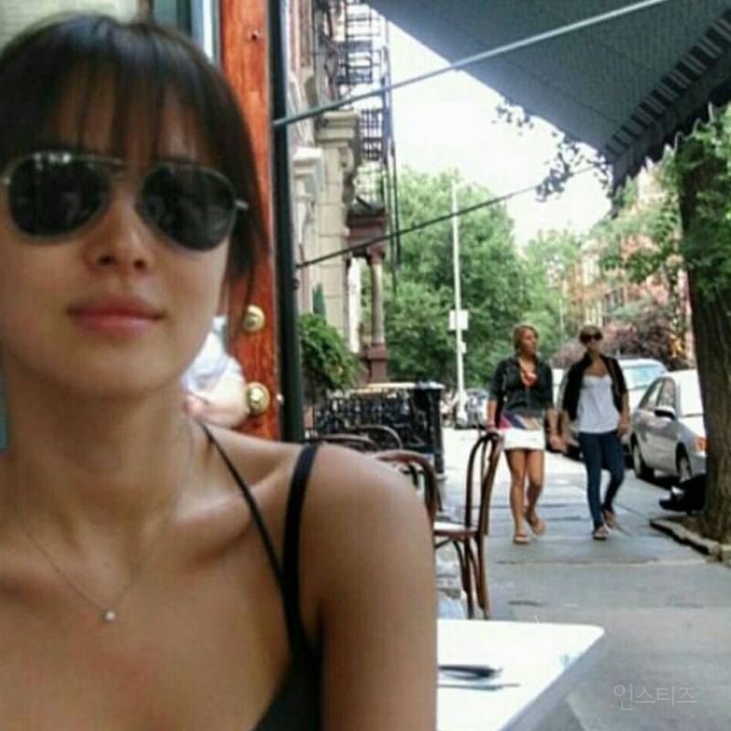 2000년대 보정 없던 시절 디카로 찍은 송혜교 | 인스티즈