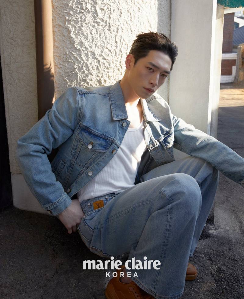 현재 모두가 정색중인 서강준 턱 발달 언급..JPG | 인스티즈