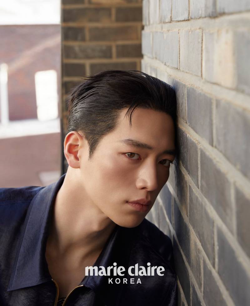 현재 모두가 정색중인 서강준 턱 발달 언급..JPG | 인스티즈