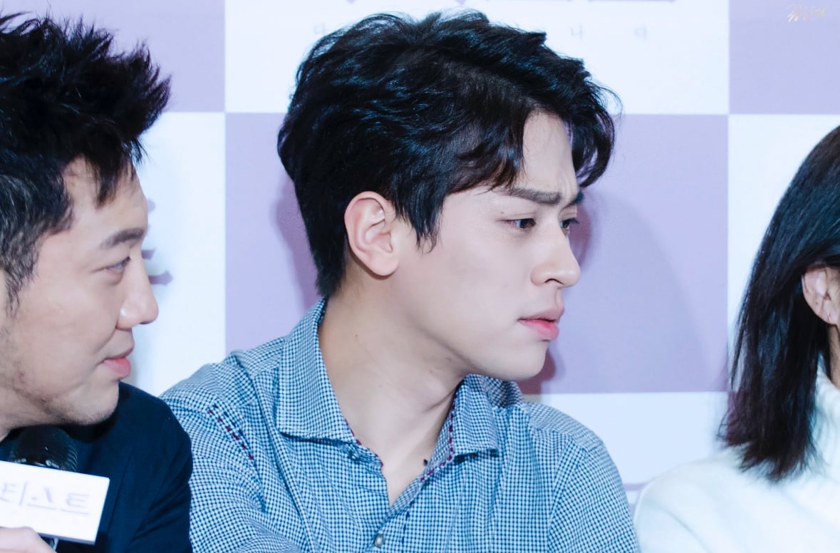 [잡담] 박정민 옆태에 빠진 분들을 위한 사진 모음집 | 인스티즈