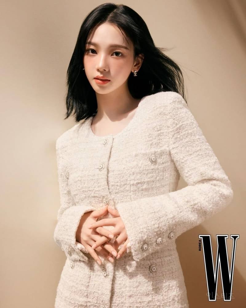 251124 에스파 카리나 w코리아X샤넬 뷰티 화보 | 인스티즈
