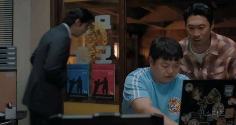 <범죄도시> 장첸-위성락-초롱이가 연합해 우리 동네 지키는 드라마 ㅋㅋㅋ | 인스티즈