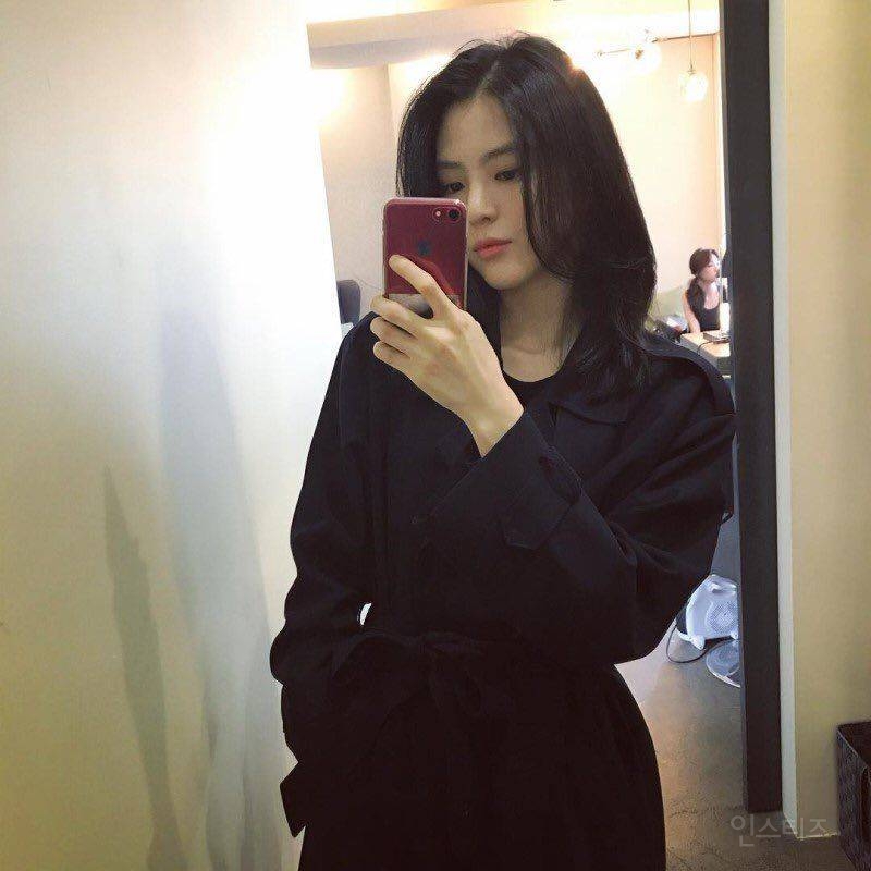 배우 한소희 거울 셀카 모음.jpg | 인스티즈