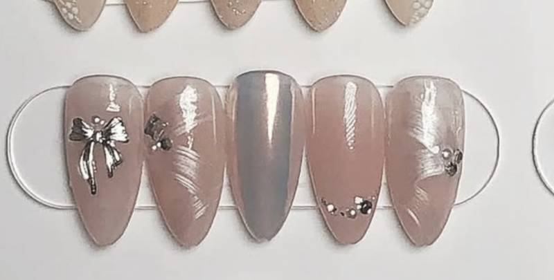 [잡담] 소녀들아 네일 골라주라💅🩷 | 인스티즈