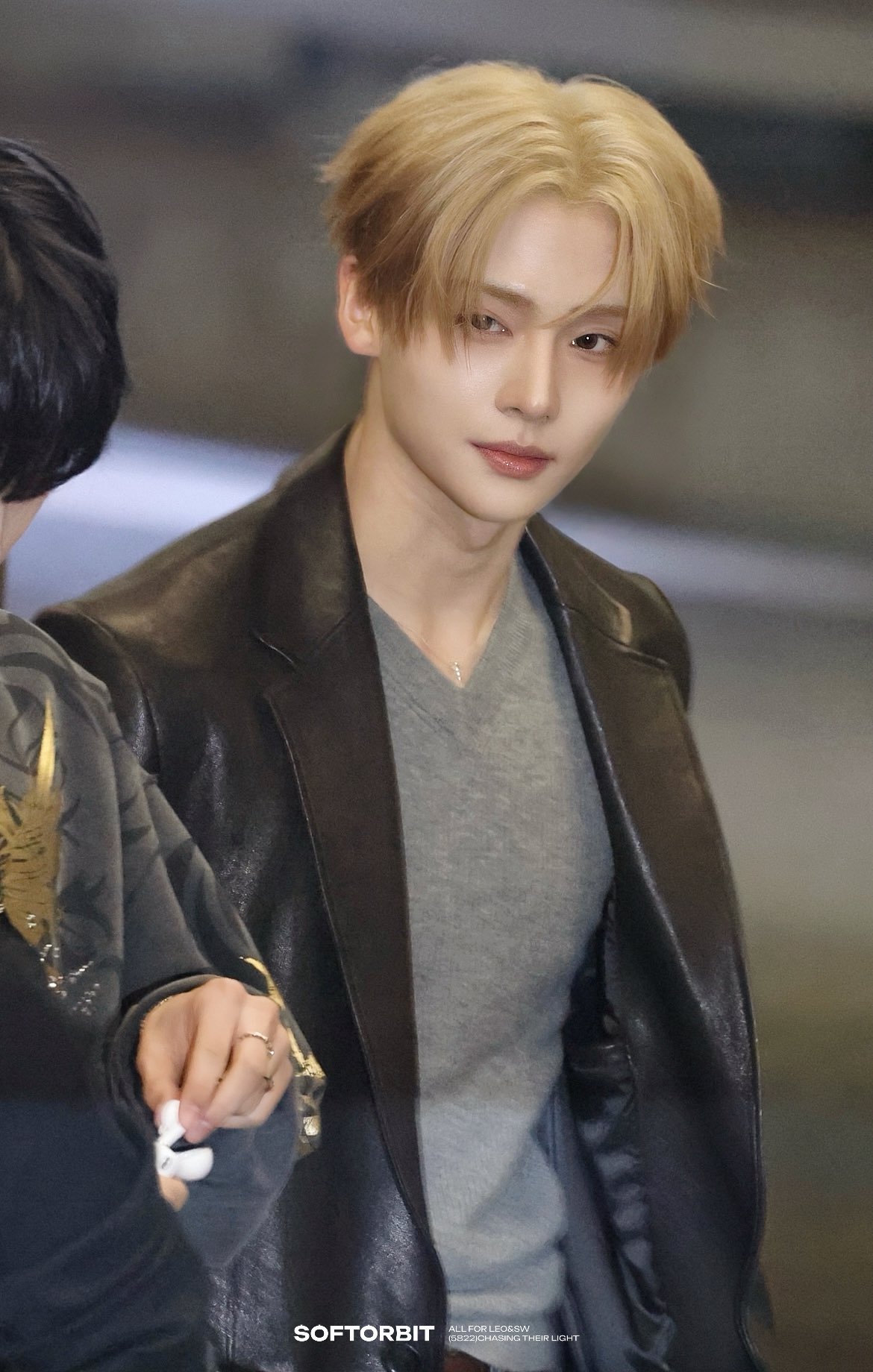 [잡담] 타팬 눈에는 금발 vs 흑발 객관적으로 뭐야? | 인스티즈