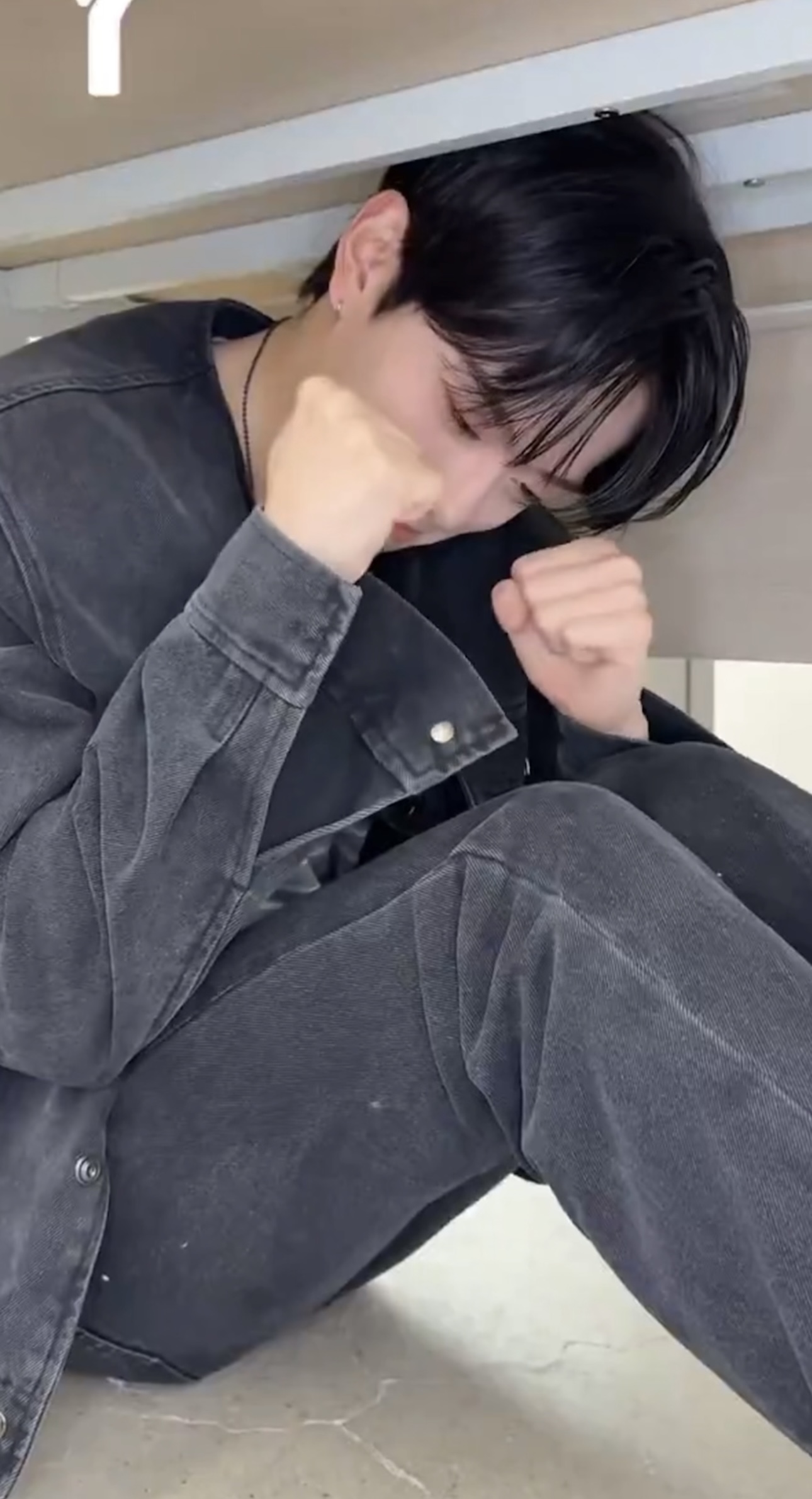 [잡담] 강민이 너무 쪼끄매 | 인스티즈