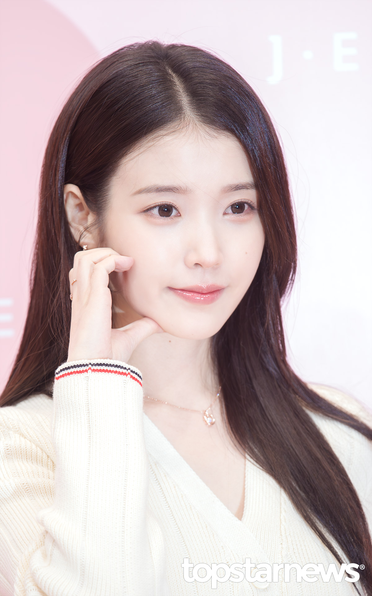[잡담] 아이유 오늘 스물셋 때 같다 | 인스티즈