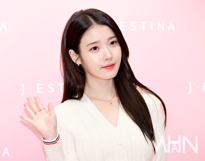 [잡담] 오늘 아이유 엄청 뽀둥하게 생겼어ㅠㅠ | 인스티즈