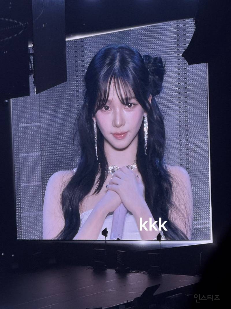 251126 에스파 오사카 콘서트 카리나 전광판 | 인스티즈
