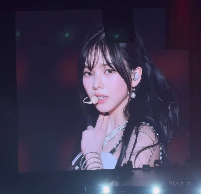 251126 에스파 오사카 콘서트 카리나 전광판 | 인스티즈