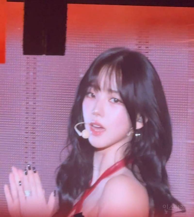 251126 에스파 오사카 콘서트 카리나 전광판 | 인스티즈