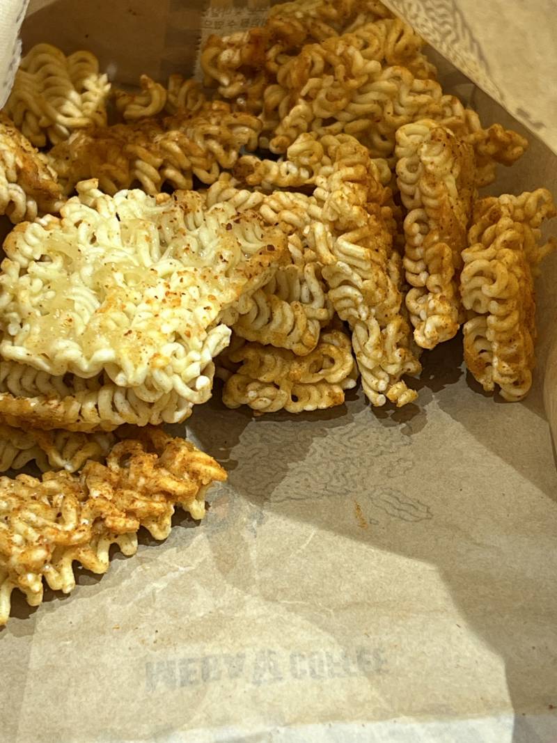 [잡담] 메가커피 라면땅 개개 개 맛있다 | 인스티즈