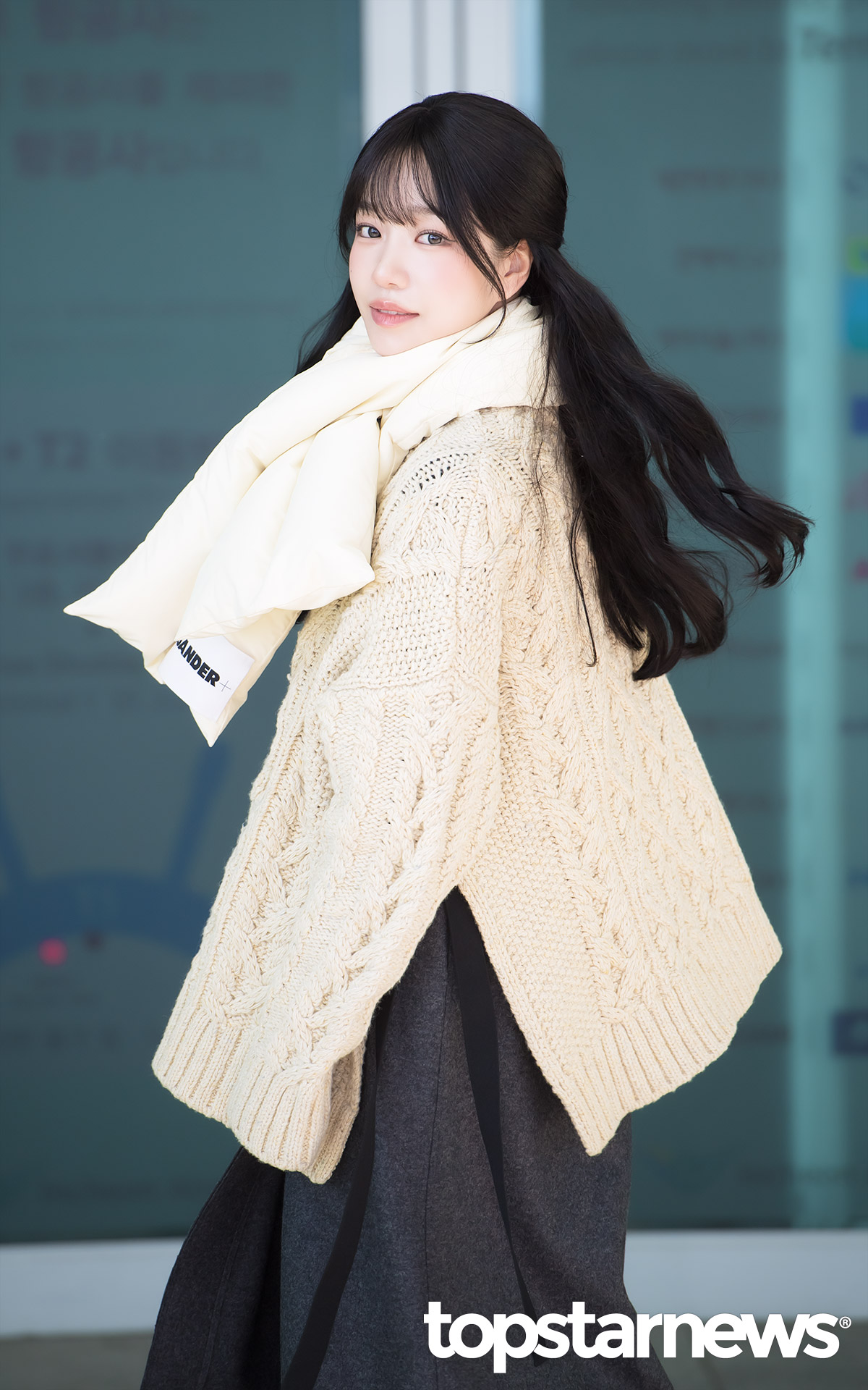 [잡담] 오늘 조유리 공항 사진인데 | 인스티즈