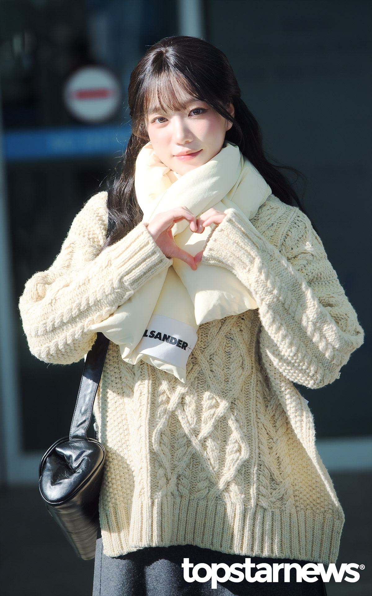 [잡담] 오늘 조유리 공항 사진인데 | 인스티즈