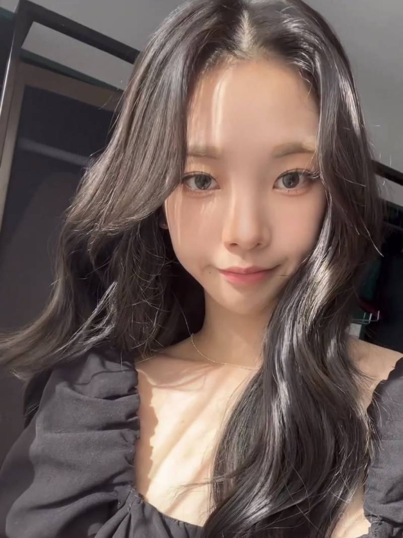 너무 아름다운 자연광 에스파 카리나 셀카모음 | 인스티즈