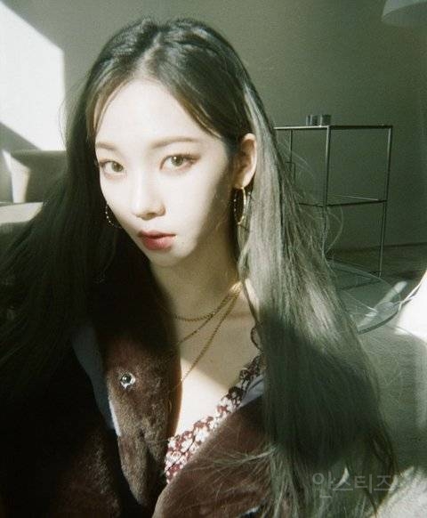너무 아름다운 자연광 에스파 카리나 셀카모음 | 인스티즈