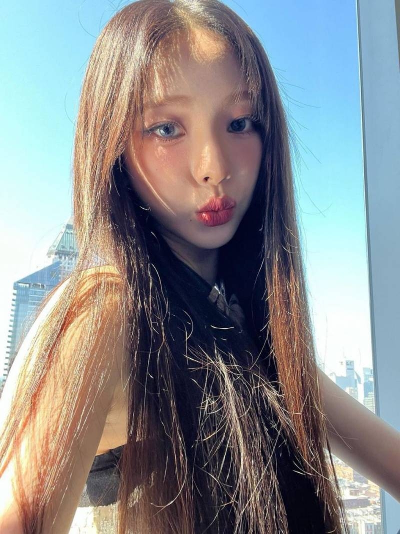 너무 아름다운 자연광 에스파 카리나 셀카모음 | 인스티즈