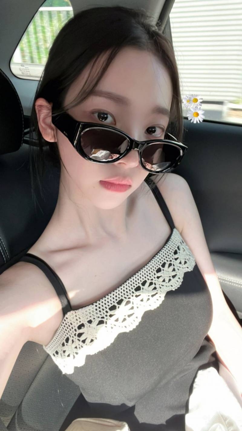 너무 아름다운 자연광 에스파 카리나 셀카모음 | 인스티즈