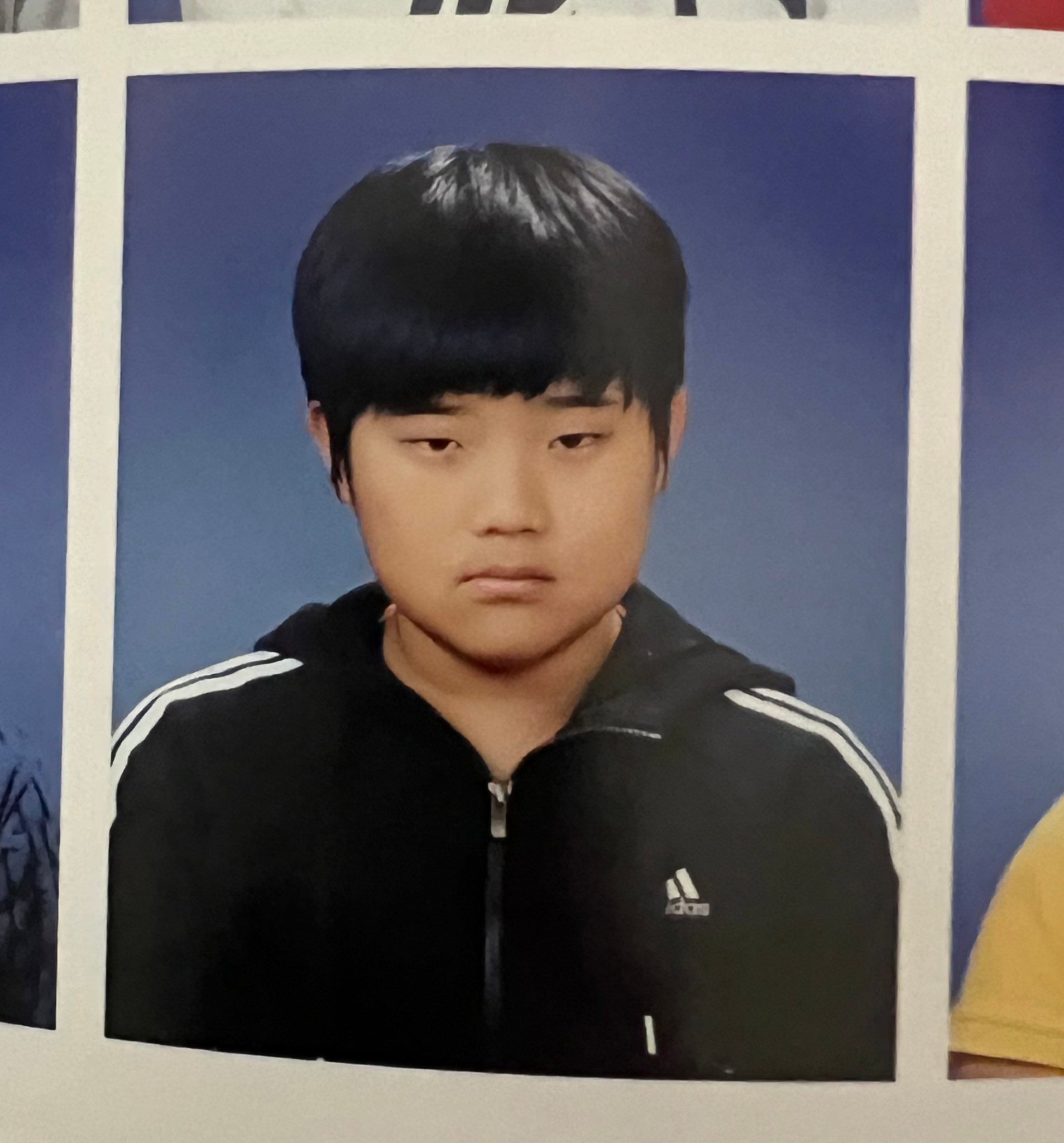 [잡담] 문상민 초,중 졸업사진 귀엽다 | 인스티즈