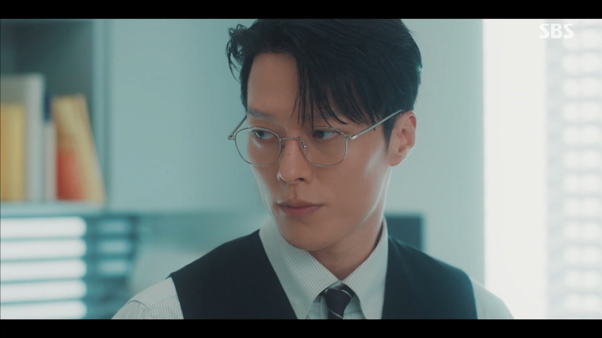 [잡담] 키스는괜히해서) 공지혁 안경 다시봐도 좋다... 또 껴주라 ㅠㅠㅠ | 인스티즈