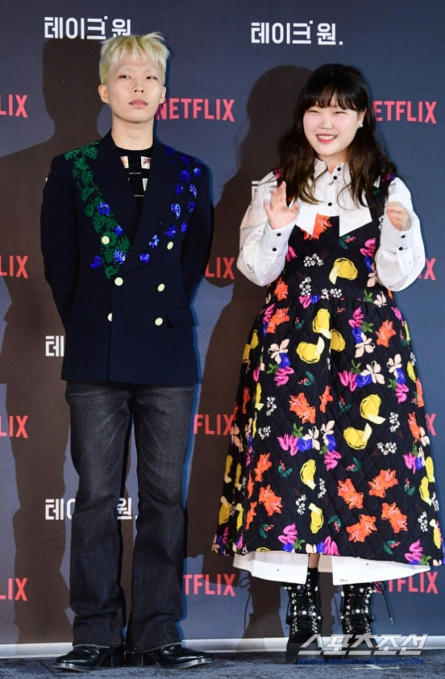 [정보/소식] YG 떠나는 악뮤, 합숙 훈련 들어간다.."새출발 위한 정신 개조, 휴대폰도 NO"(노래방옆만화방) | 인스티즈