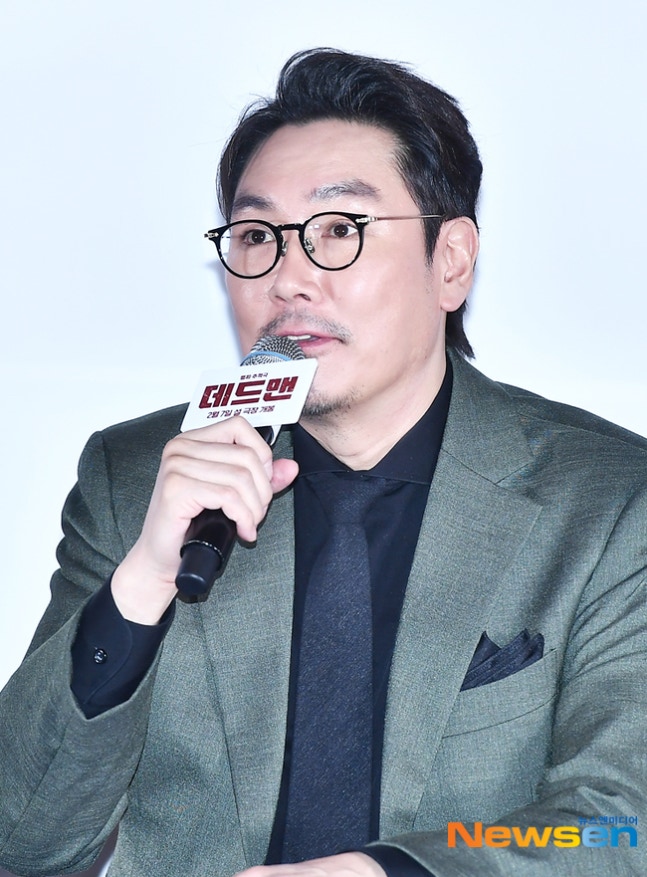 [정보/소식] 조진웅, 내년 방영 '시그널2'에 똥뿌리나…강간 소년범 의혹에 tvN 불똥 | 인스티즈
