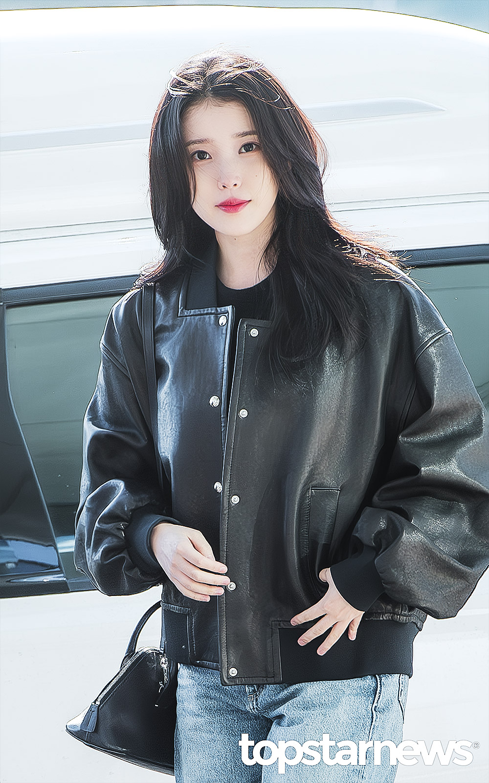 [잡담] 아이유 잘생김...저장함…신선해 | 인스티즈