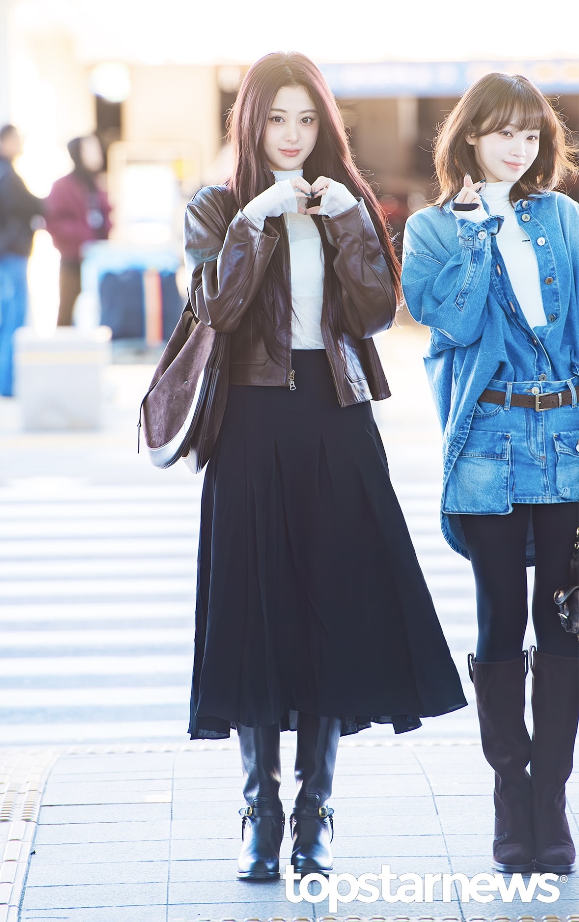 [잡담] 허윤진 오늘 출국인데 셀프메이크업 한거래 | 인스티즈