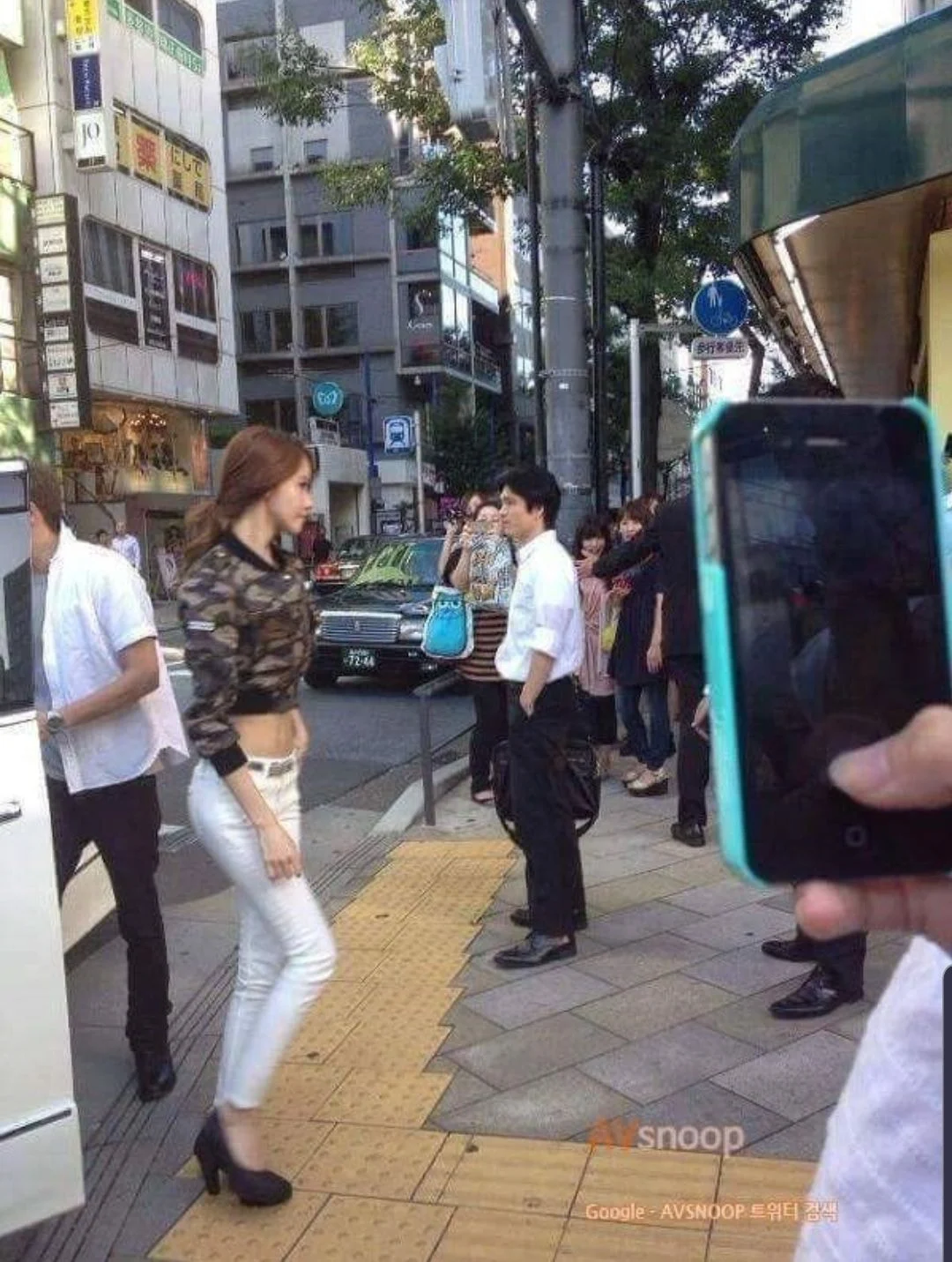 온몸으로 연예인 포스 풍기는 임윤아 폰카 실물짤 모음 | 인스티즈