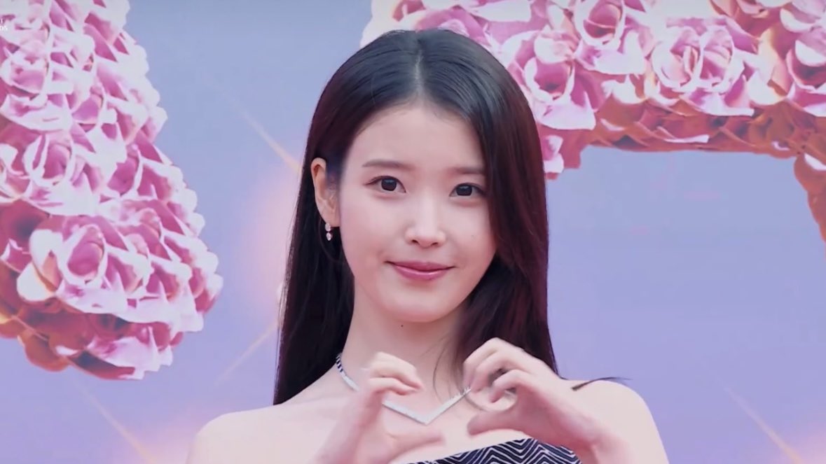 [잡담] 이게 하루하루가 다른 아이유야 | 인스티즈