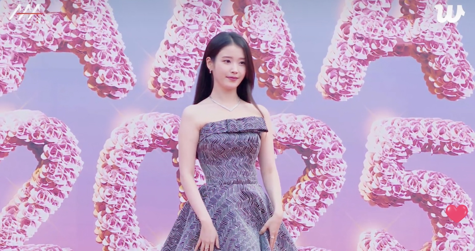 [잡담] 오늘 아이유 너무 예쁘구요,, | 인스티즈