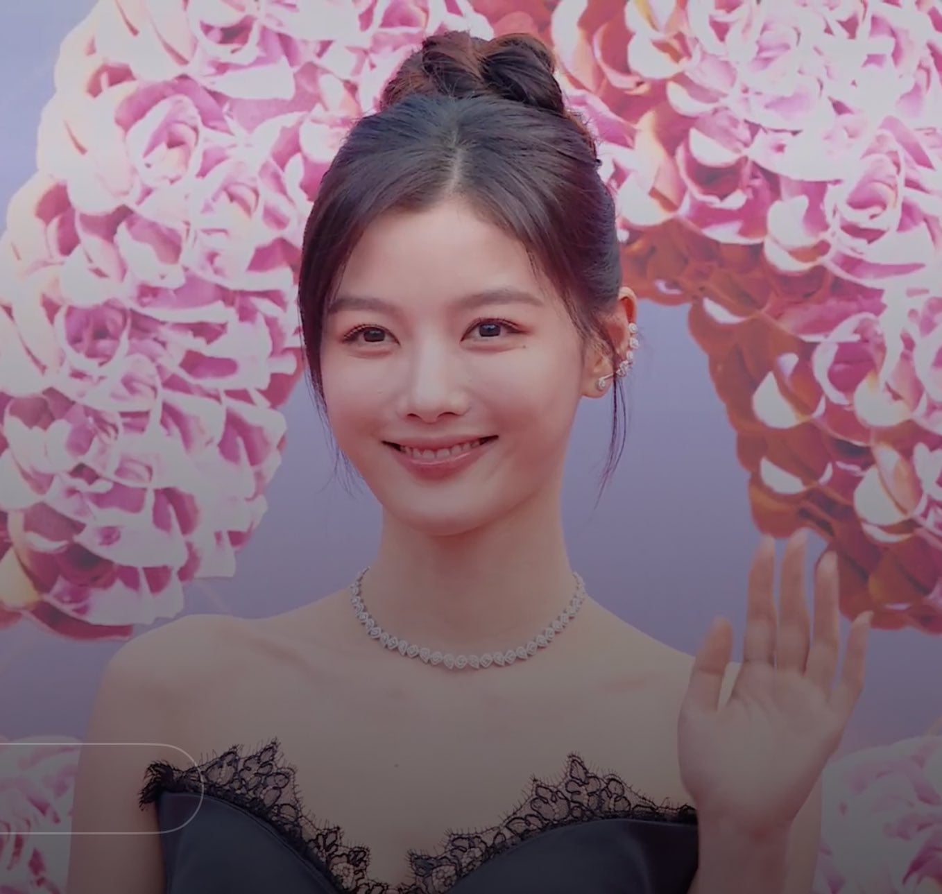 [잡담] 김유정 친애하는x 레카씬이랑 헤메코 비슷하당 | 인스티즈