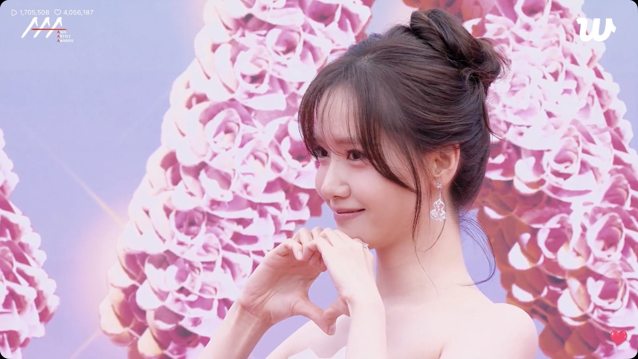 [잡담] 윤아 오늘 단어로 형용할수 없슨 | 인스티즈
