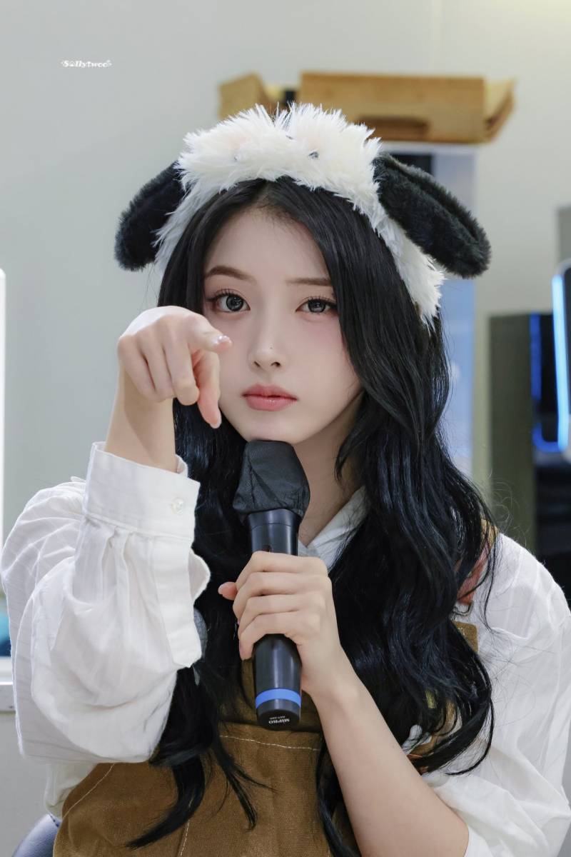 오늘자 엔믹스 지우 비주얼..😱 | 인스티즈