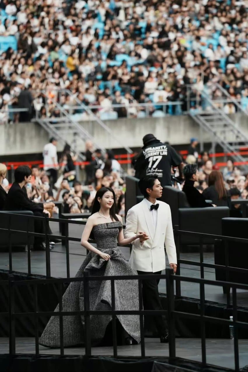 [잡담] 와 박보검 아이유 왕자 공주같다 | 인스티즈