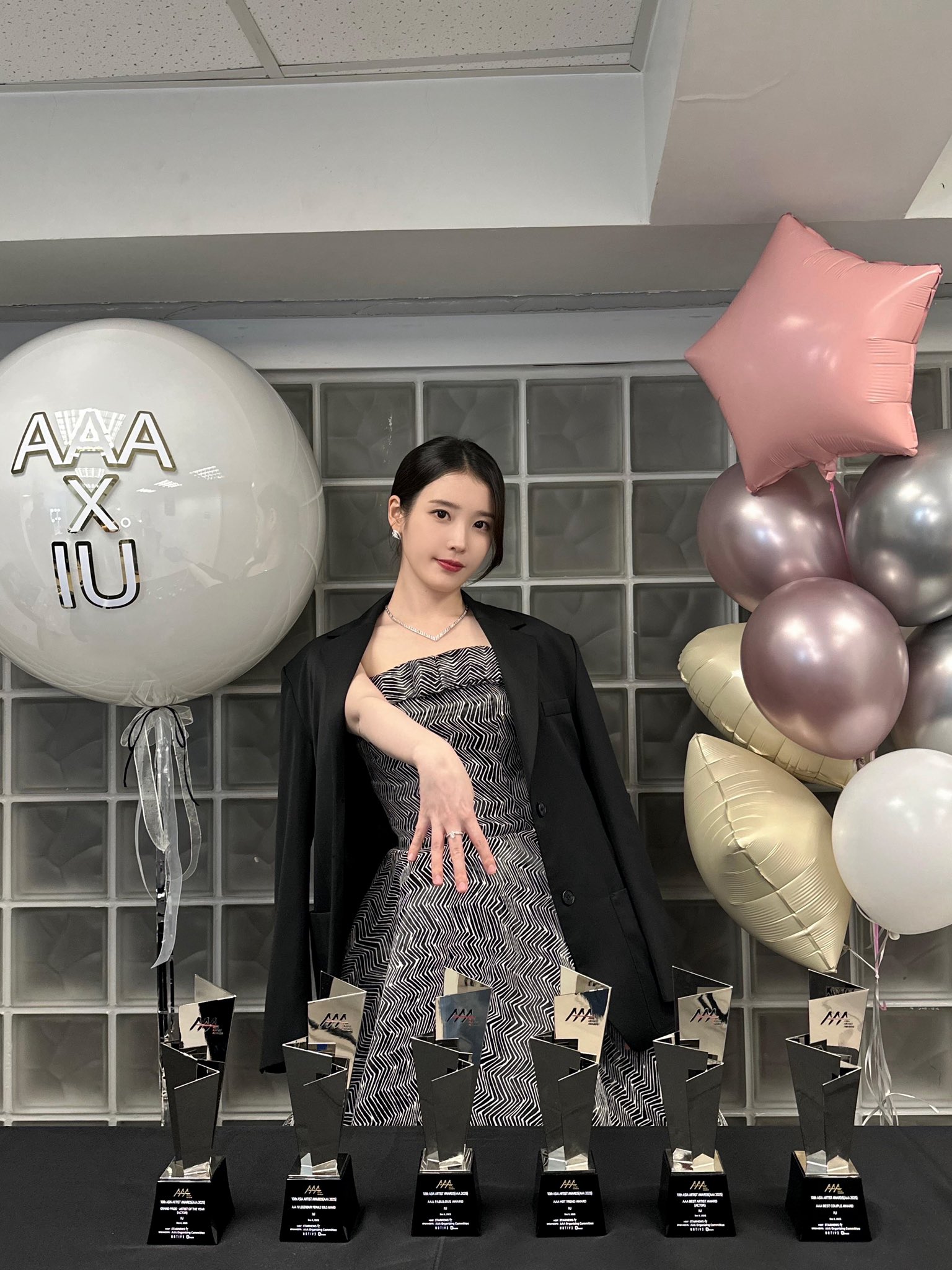 [잡담] 와 아이유 상 ㅋㅋㅋㅋ | 인스티즈
