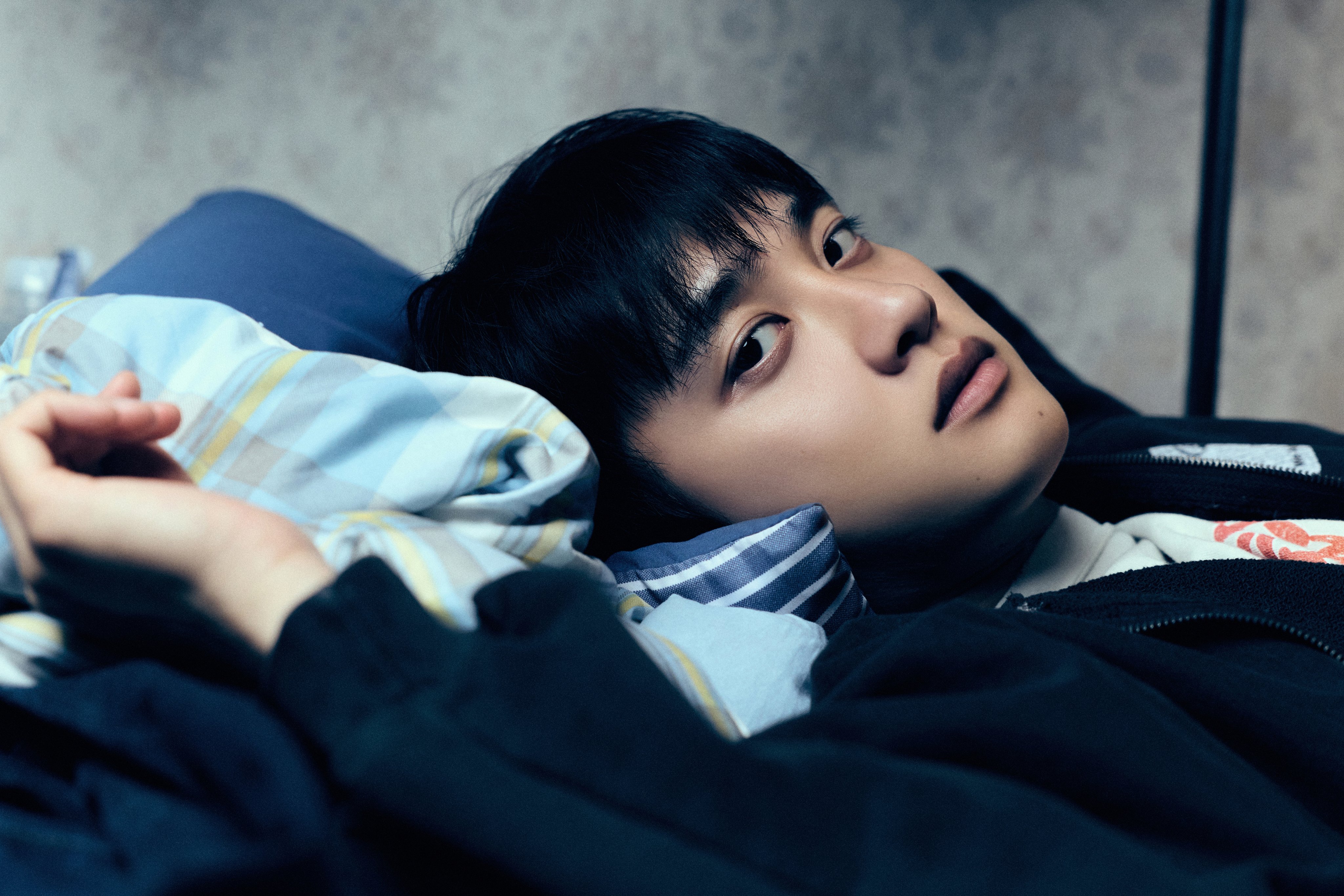 [잡담] 초능력 쓰는 외계인 오빠들 너무 좋다.... | 인스티즈