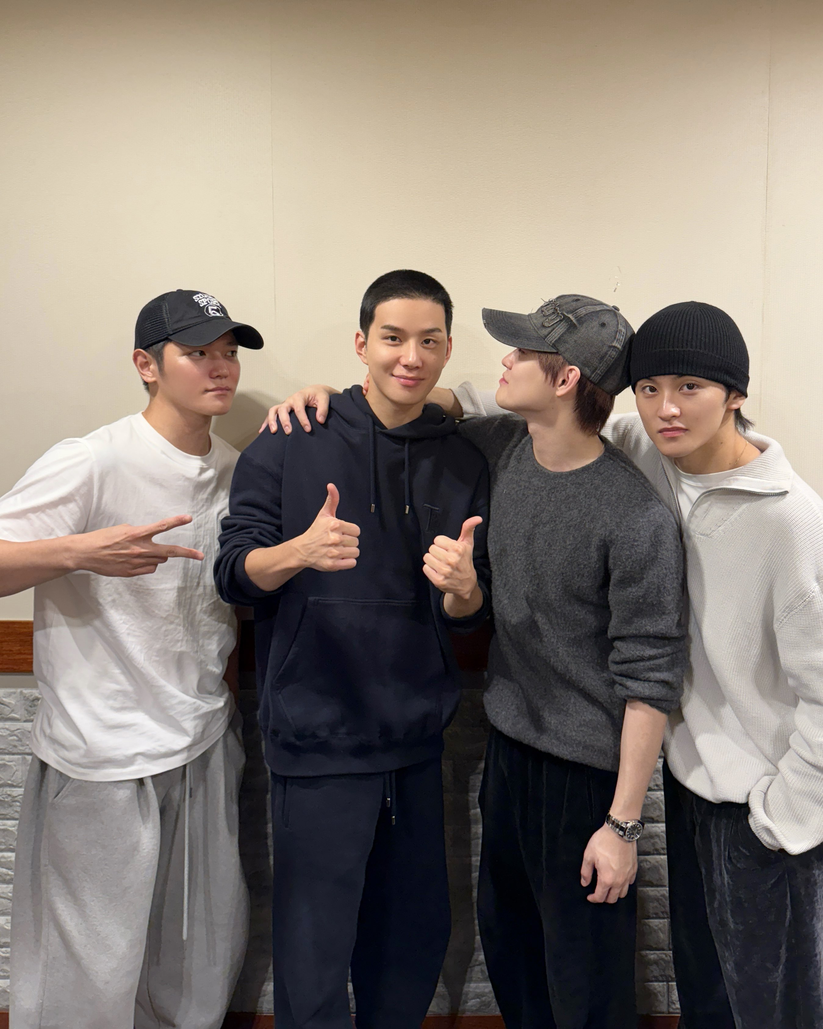 [잡담] 우리 천러랑 마크 ㅠㅠ | 인스티즈