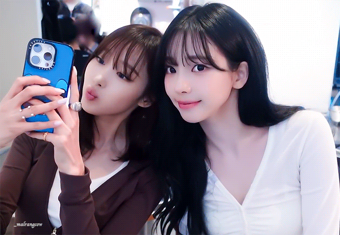 251208 미역 수제비를 찾아서 아우디즈 (카리나&지젤)gif | 인스티즈