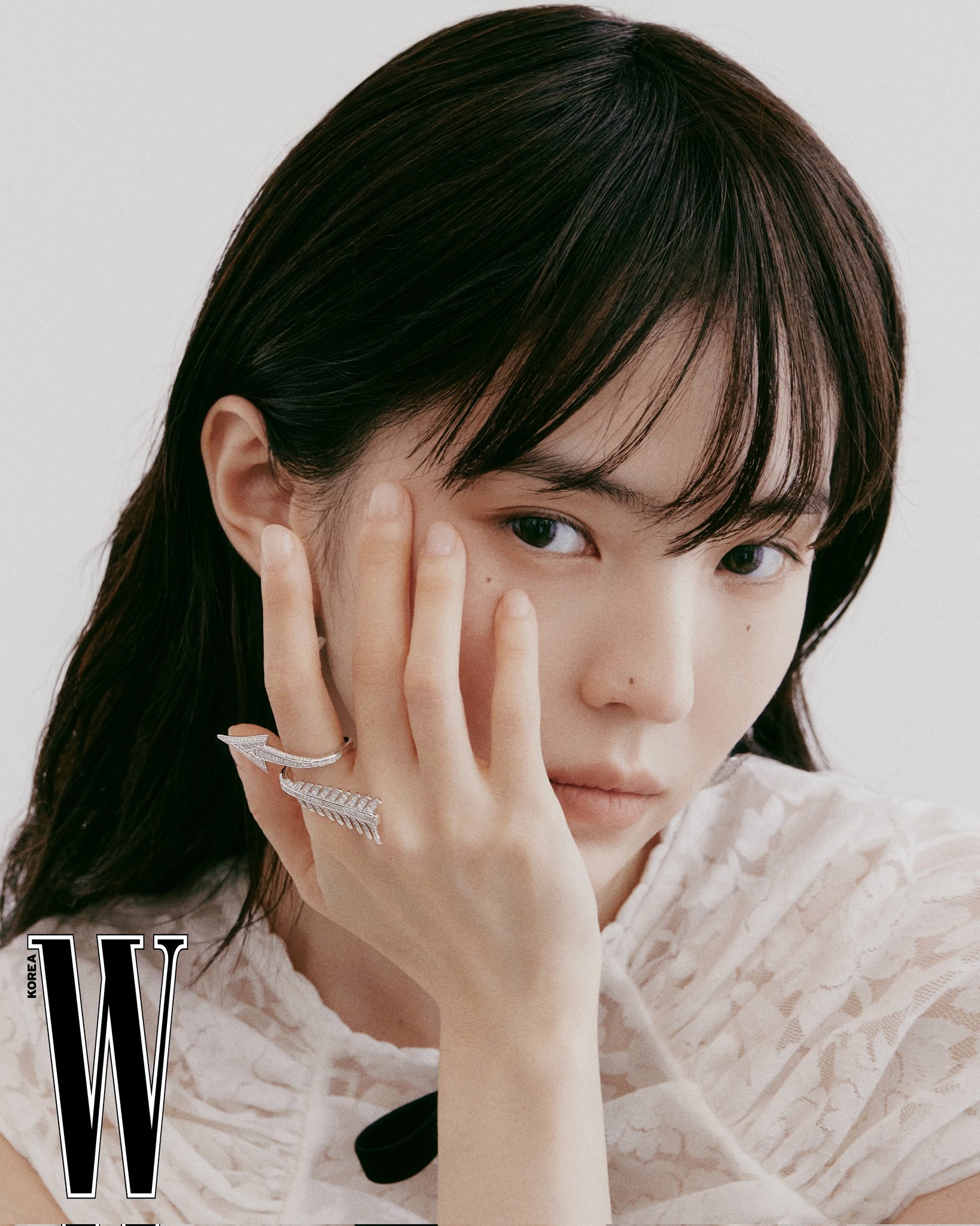 [잡담] 한소희 뭔가 좀 새롭다... | 인스티즈