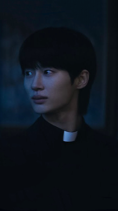[잡담] 변우석) 덮머 하니까 또 확 어려보임 | 인스티즈