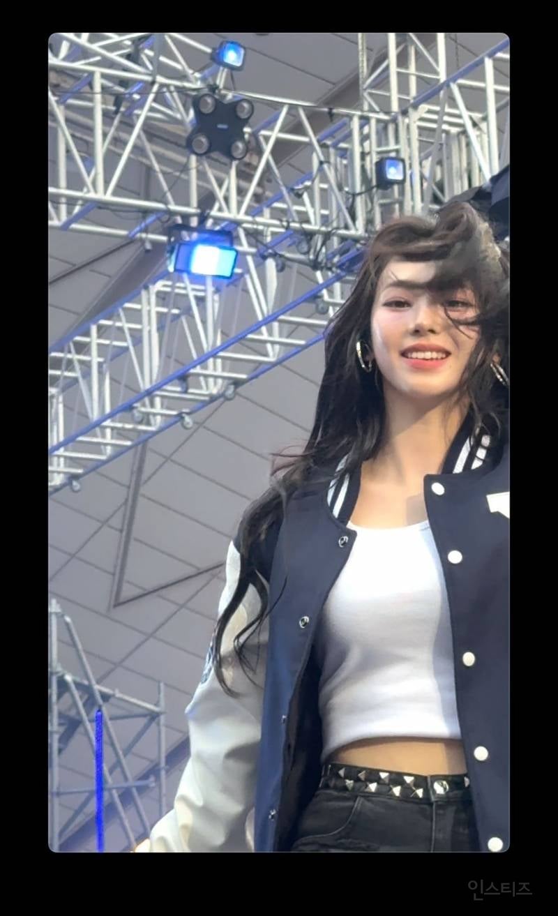 실물 느낌 나는 에스파 카리나 폰카짤.jpg | 인스티즈