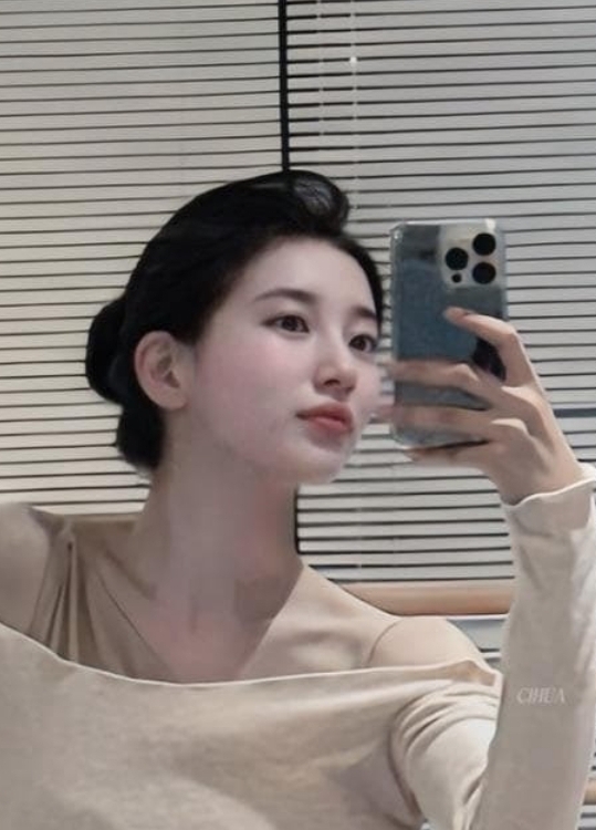 [잡담] 수지 이사진은 미쳤네. 보고 진짜 미쳣다. 말이 나옴 | 인스티즈