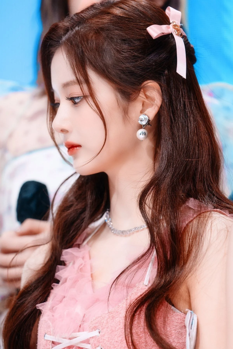 나 진짜 설윤아로 로판 배웠음......twt | 인스티즈