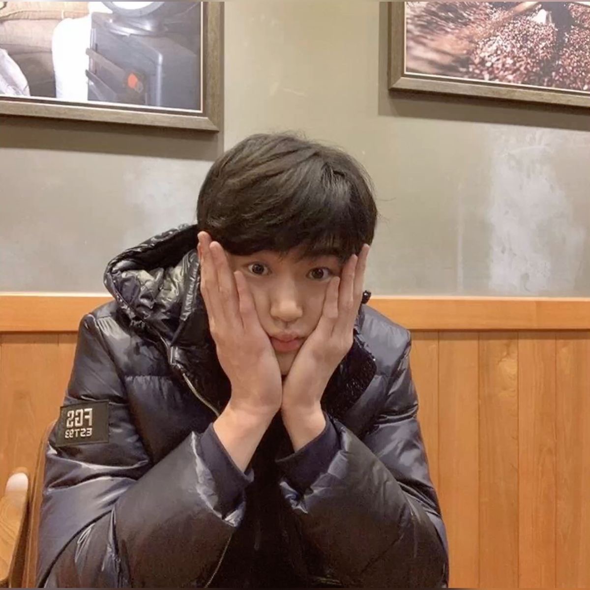 [잡담] 변우석은 키도 큰데 왤케 귀여울까? | 인스티즈
